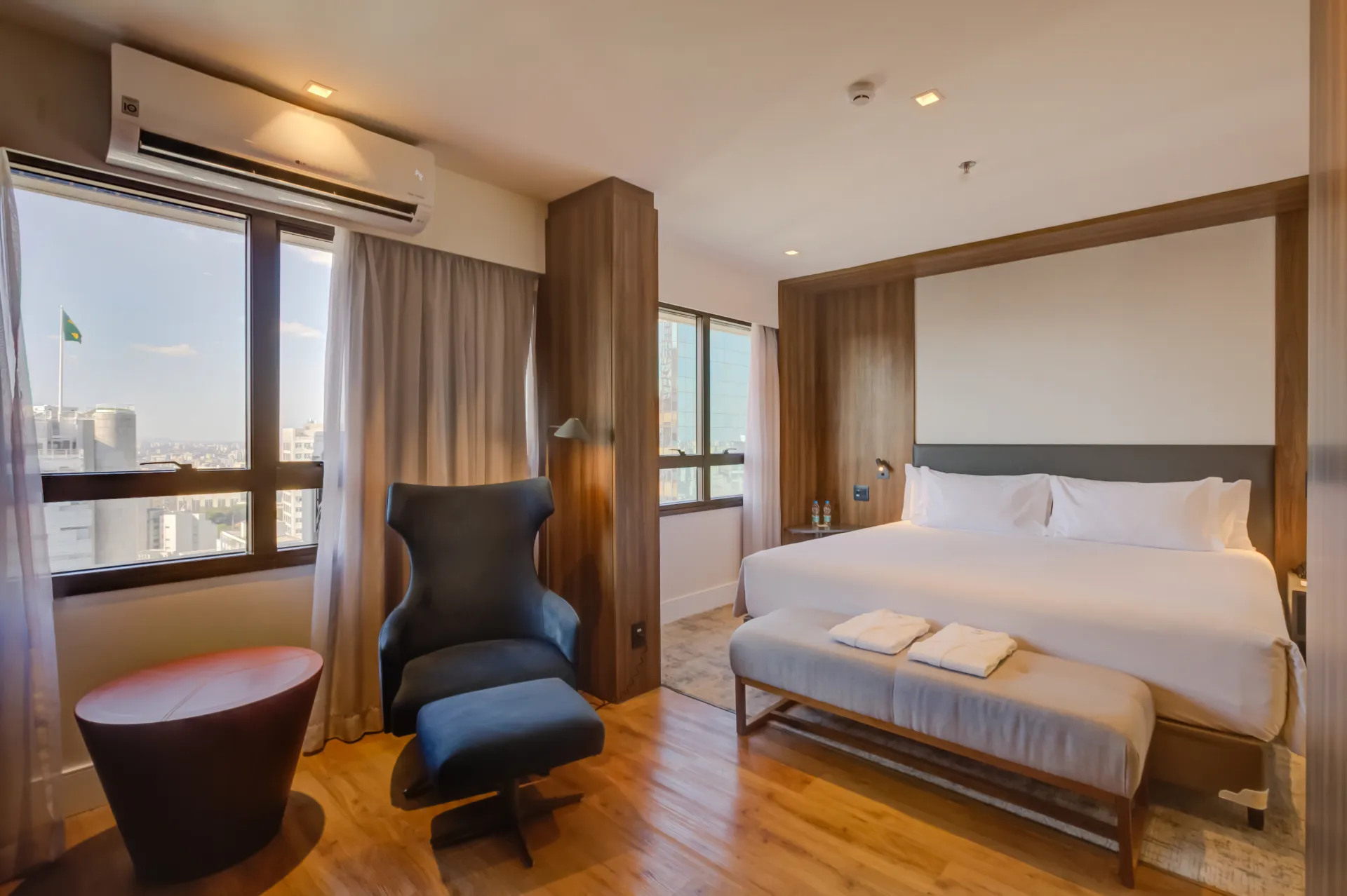 Radisson Hotel Paulista Luxury Room